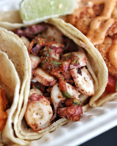 Busters Sea Cove (Food Truck & Catering)