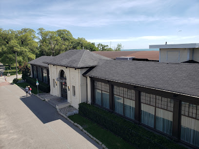 Palais Royale